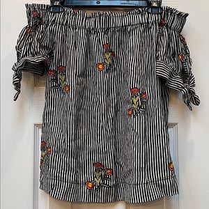 ISLE Melis Kozan Top Size XS